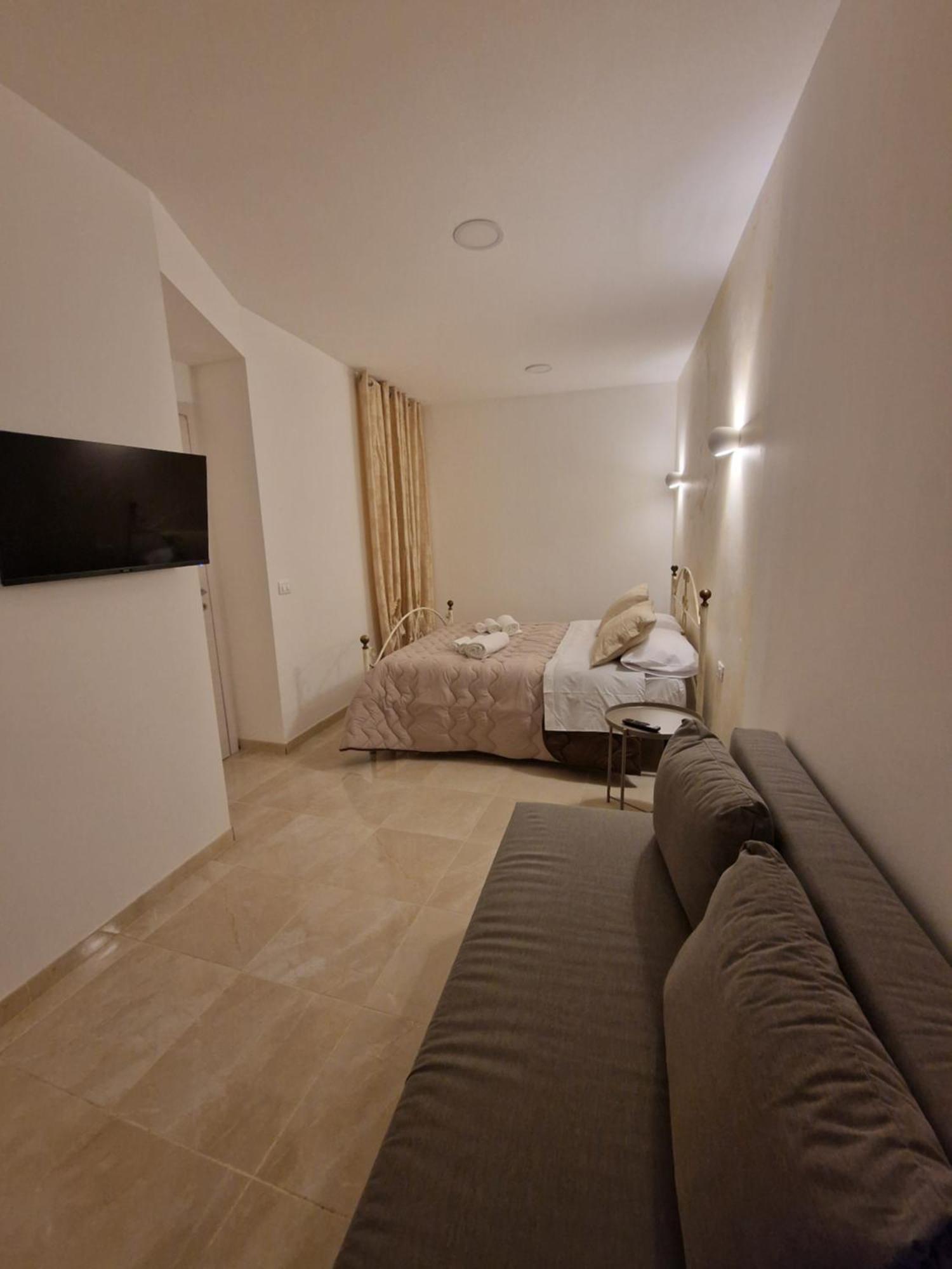 Vila House In The Castle Via Gramignani N 35 CTA Exteriér fotografie